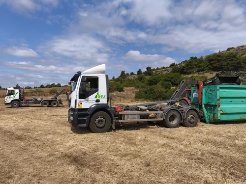 Location et transport de bennes sur chantier en Aveyron, Lozère
